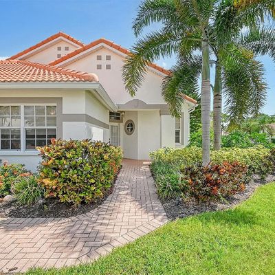 5814 Fairwoods Cir, Sarasota, FL 34243