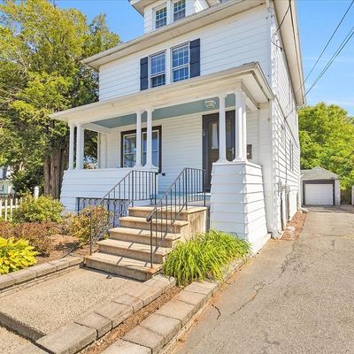 59 Mcmullen Ave, Wethersfield, CT 06109