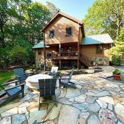 590 County Downs, Roaring Gap, NC 28668