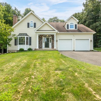 6 Boulder Ridge Dr, Ellington, CT 06029