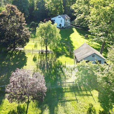 6 Liberty Hl, Gaylordsville, CT 06755