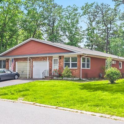 6 Magnolia Road, Manahawkin, NJ 08050