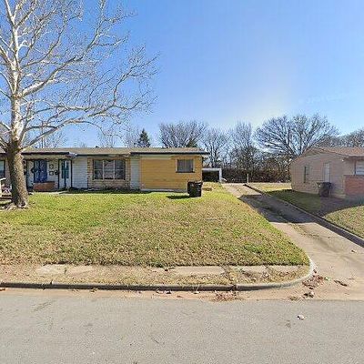 6 Pershing Dr, Denison, TX 75020