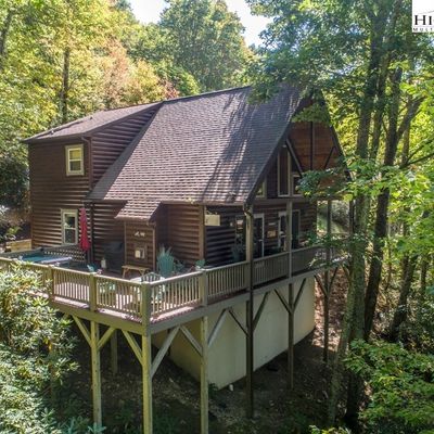 60 Cabin Ridge Ln, Banner Elk, NC 28604