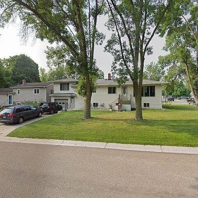 600 1 St Ave Se, Pelican Rapids, MN 56572