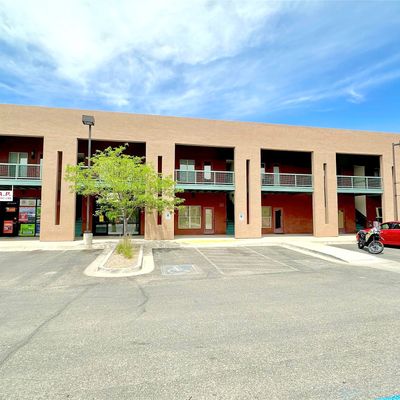 6001 Jaguar Dr #201, Santa Fe, NM 87507