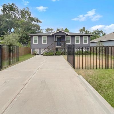 6011 Marwood Drive, Humble, TX 77396