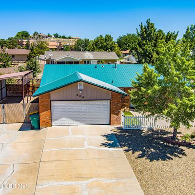 606 E 38 Th St, Farmington, NM 87401