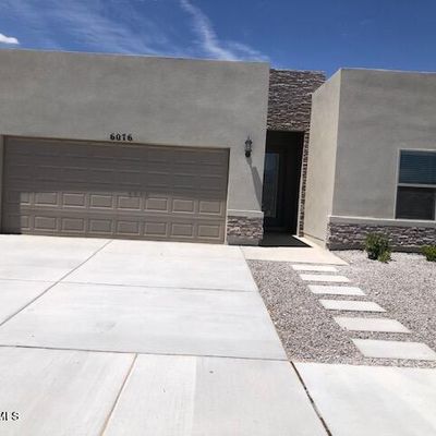 6076 Silver Park, Sunland Park, NM 88063