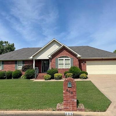 608 S Tulsa Avenue, Russellville, AR 72802