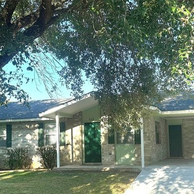 609 Guadalimar St, Lockhart, TX 78644