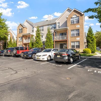 609 Hampshire Dr, North Brunswick, NJ 08902