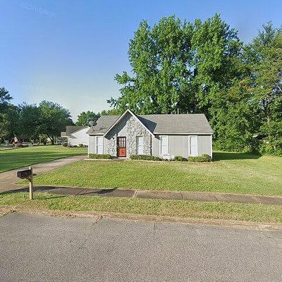 61 Glenarm Ave, Memphis, TN 38109