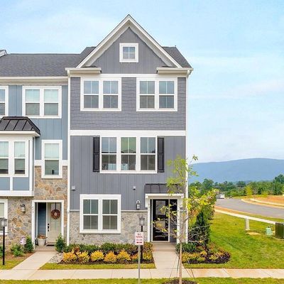 61 Meyers Way, Crozet, VA 22932