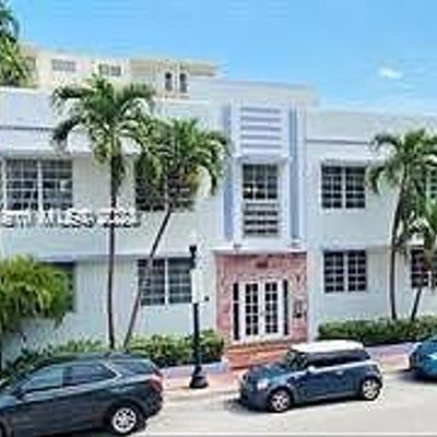 610 8th St, Miami Beach, FL 33139