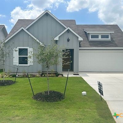 610 Signe, Seguin, TX 78155