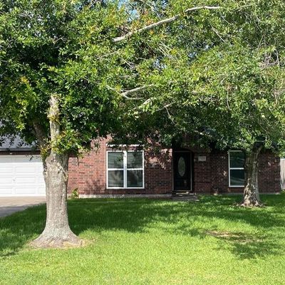 6109 Stoneybrook, Angleton, TX 77515