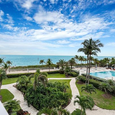 613 Ocean Dr, Key Biscayne, FL 33149