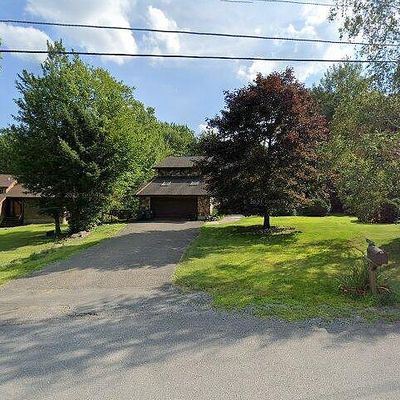 6141 Victoria Dr, Tobyhanna, PA 18466