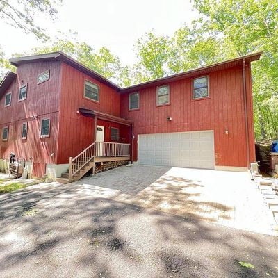 6159 Decker Rd, Bushkill, PA 18324