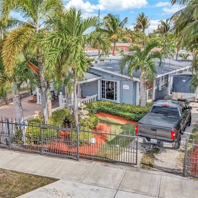 621 Se 3 Rd Pl, Hialeah, FL 33010