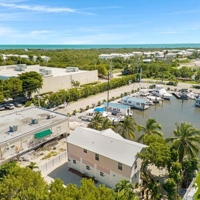 5305 Ocean Ter, Marathon, FL 33050