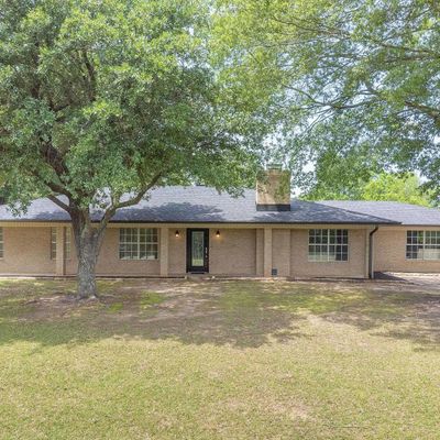 5401 Scottsville Rd, Marshall, TX 75670