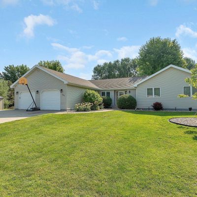 543 6 Th St, Buffalo Lake, MN 55314