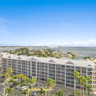 5445 Gulf Boulevard, St Pete Beach, FL 33706