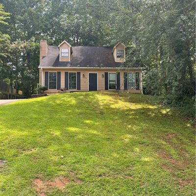 5482 Martins Crossing Rd, Stone Mountain, GA 30088