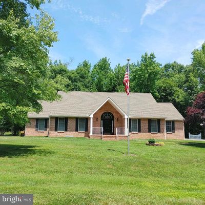 55 Charles St, Elkton, MD 21921