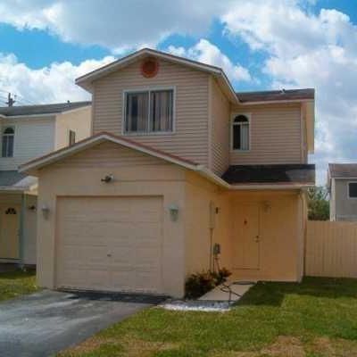 5502 Nw 22 Nd St, Lauderhill, FL 33313