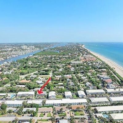 5505 N Ocean Blvd, Ocean Ridge, FL 33435