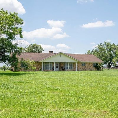 552 County Road 315, Louise, TX 77455