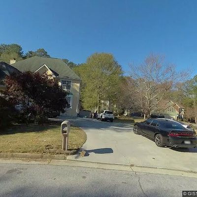 555 Briar Run Ct, Loganville, GA 30052