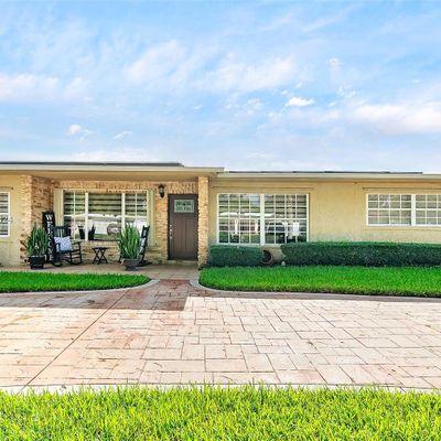 5565 W 13 Th Ave, Hialeah, FL 33012