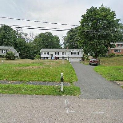 56 Beatrice Ln, Holliston, MA 01746