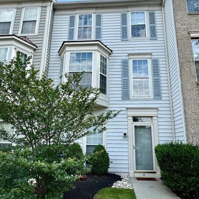 56 Snowberry Ln, Delran, NJ 08075