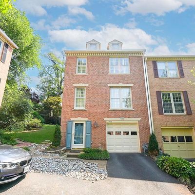 5613 Langston Blvd, Arlington, VA 22207