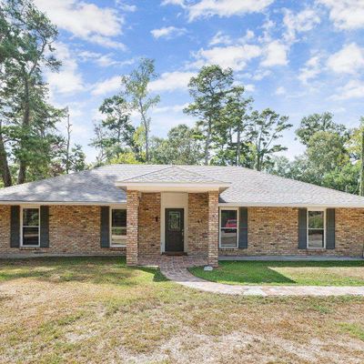 5641 Mapleton Dr, Greenwell Springs, LA 70739