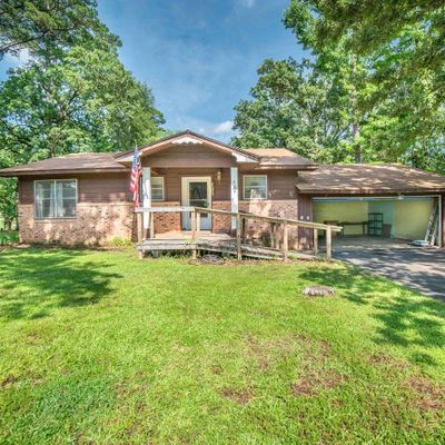 569 Kingston Rd, Jefferson, TX 75657