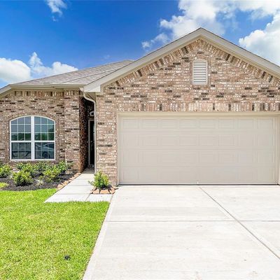 670 Cherry Tree Drive, La Marque, TX 77568