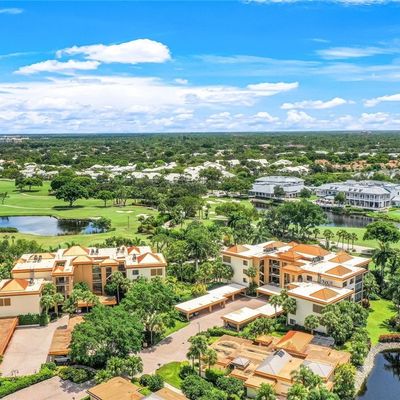 6760 Pelican Bay Boulevard, Naples, FL 34108