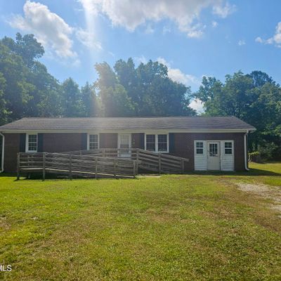 677 Rhodestown Rd, Jacksonville, NC 28540