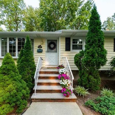 683 Fern St, Township Of Washington, NJ 07676