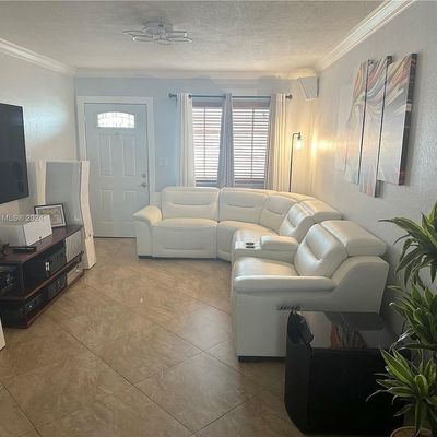 6865 W 36th Ave, Hialeah, FL 33018