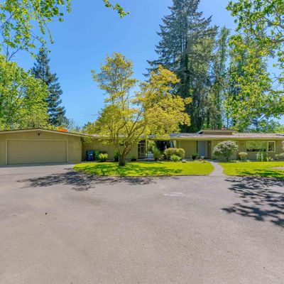 688 Danielson Ln, Stayton, OR 97383