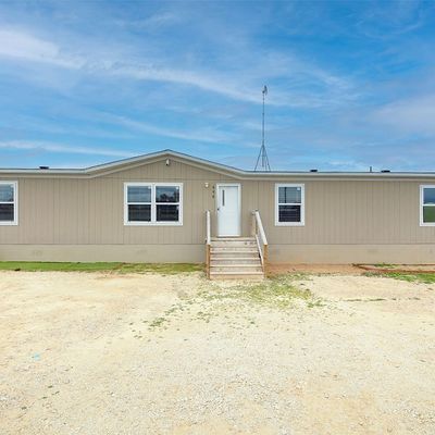 690 Casen St, Dale, TX 78616