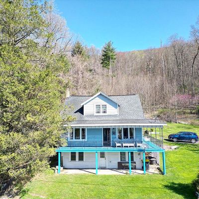 690 High Rd, Ashland, PA 17921