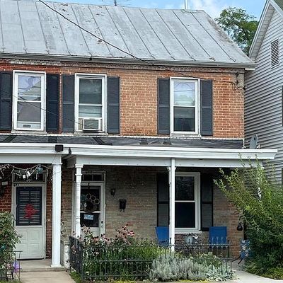 693 Broad Street, Chambersburg, PA 17202